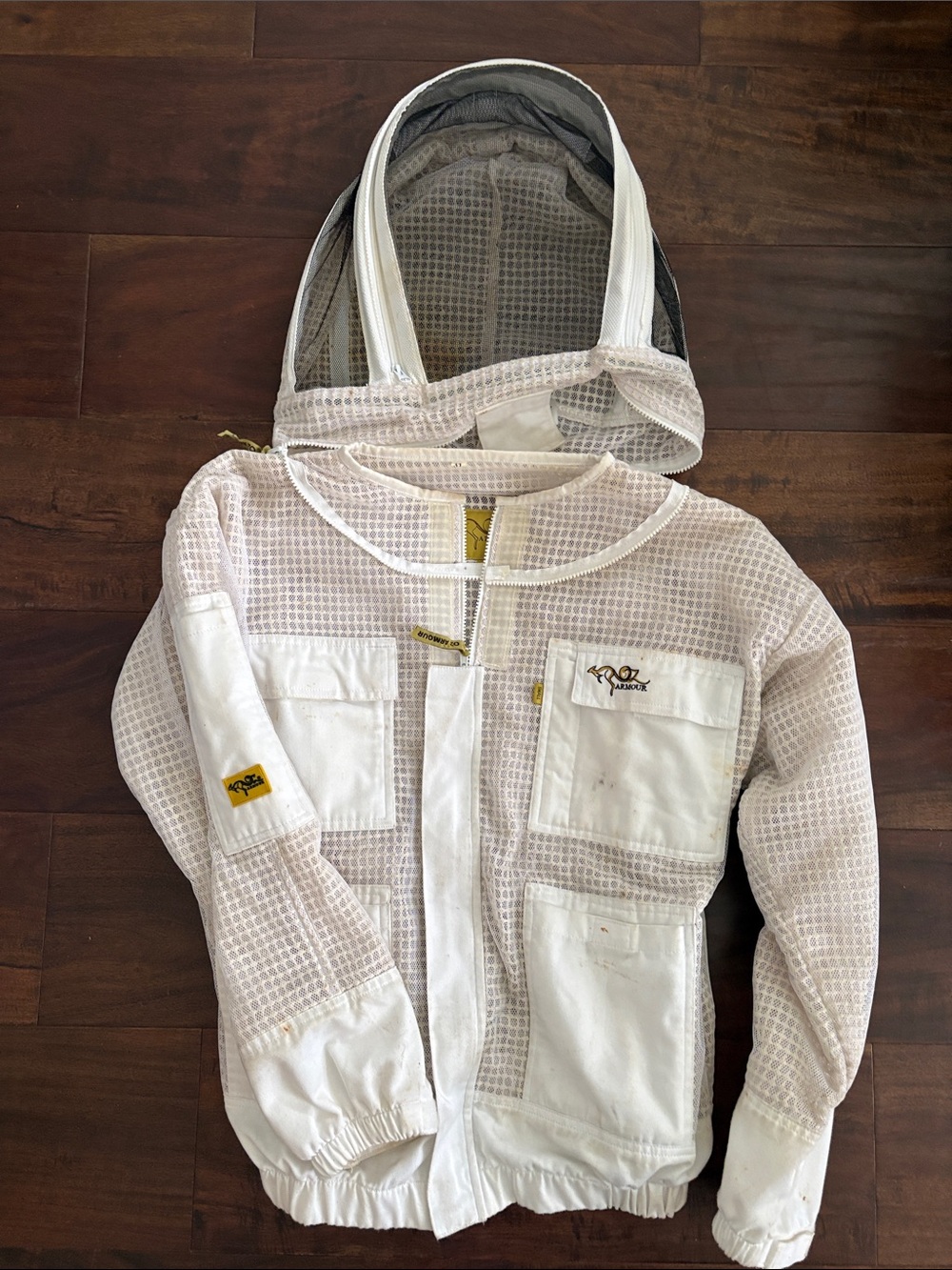 Oz ARMOUR White Mesh Hooded Beekeeper Jacket